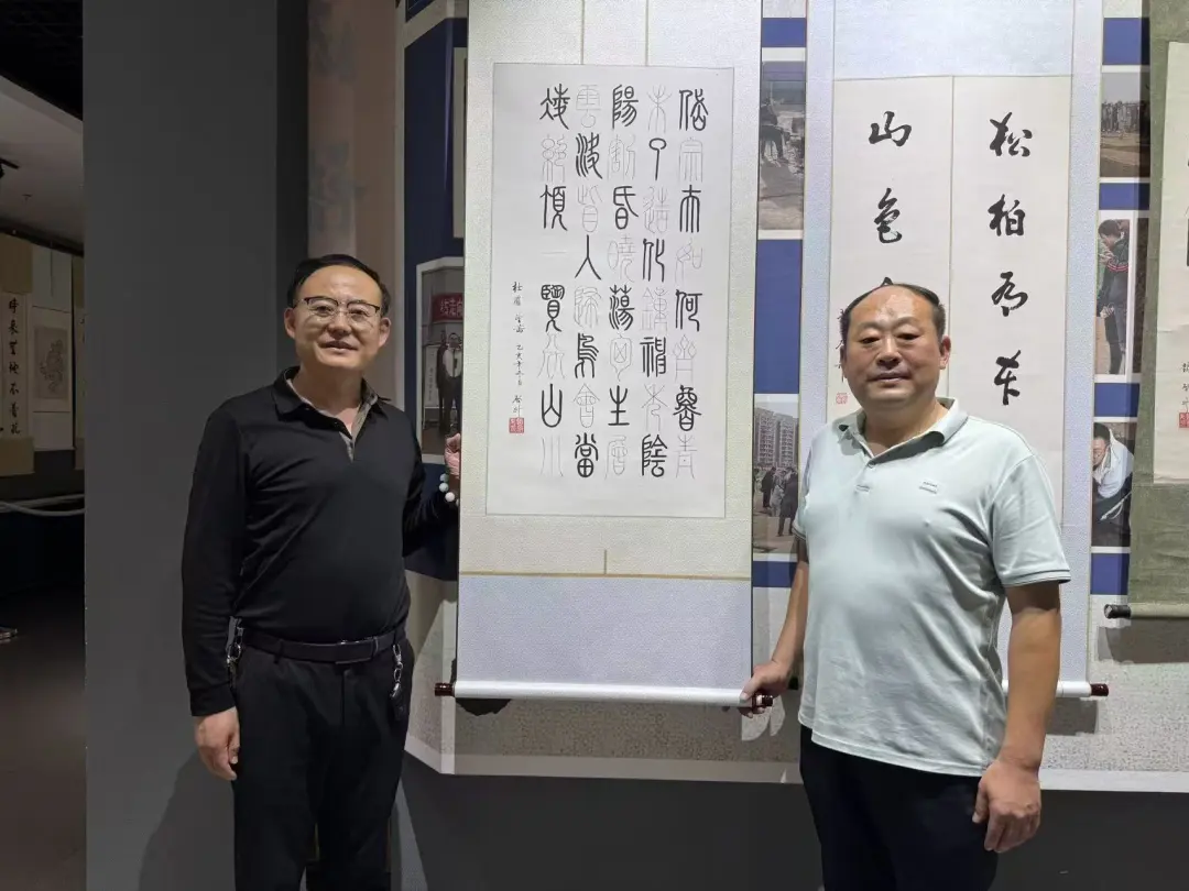 善举传文脉！赵启升先生书法作品《望岳》入藏莒州博物馆