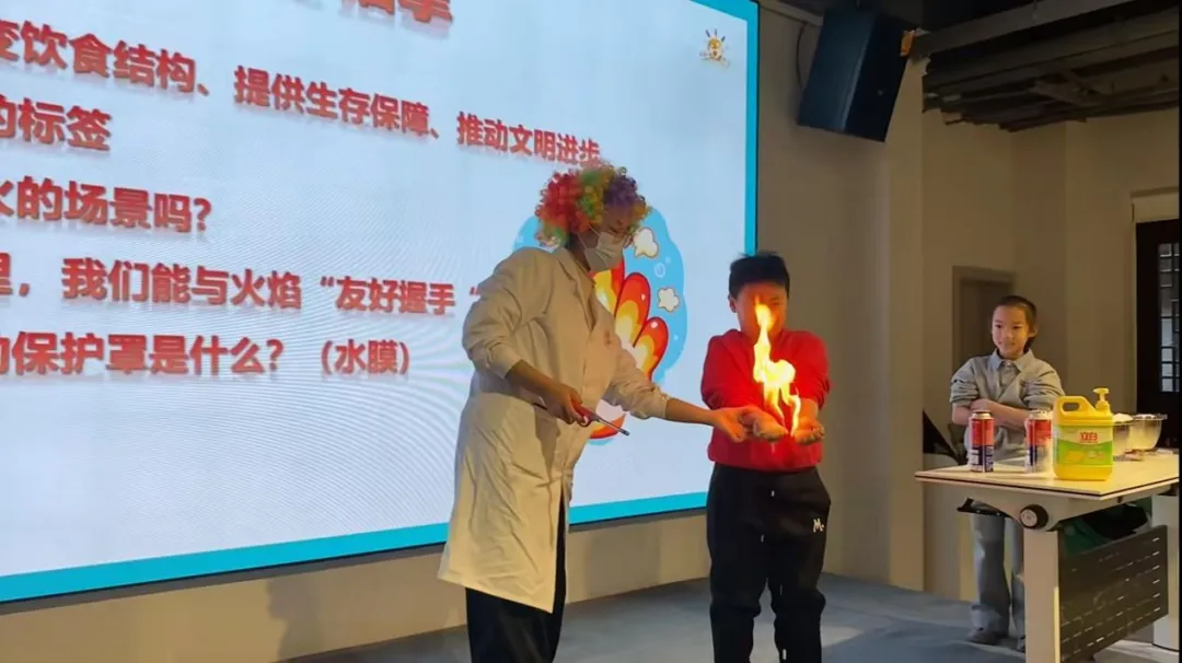 莒州博物馆周五夜场开放公告｜VR抽奖、古风玩法，文博奇妙夜等你赴约
