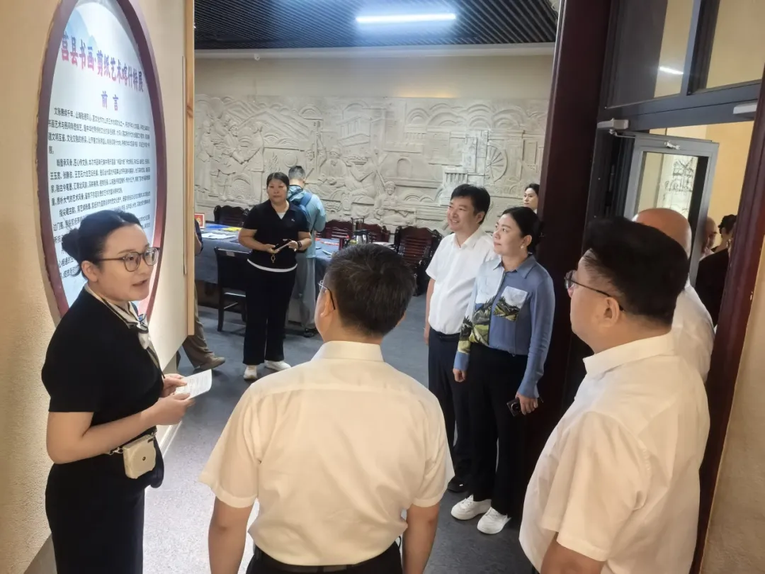 山海文脉牵手丝路文明，莒县“书画六老”精品跨越8000里赴疆特展！